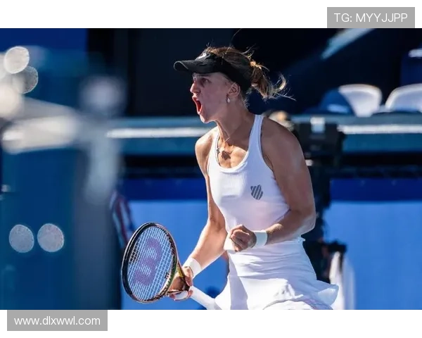 世界网球锦标赛揭幕战精彩纷呈 新星选手大放异彩 引发球迷热议 世界网球锦标赛揭幕战精彩纷呈 新星选手大放异彩 引发球迷热议