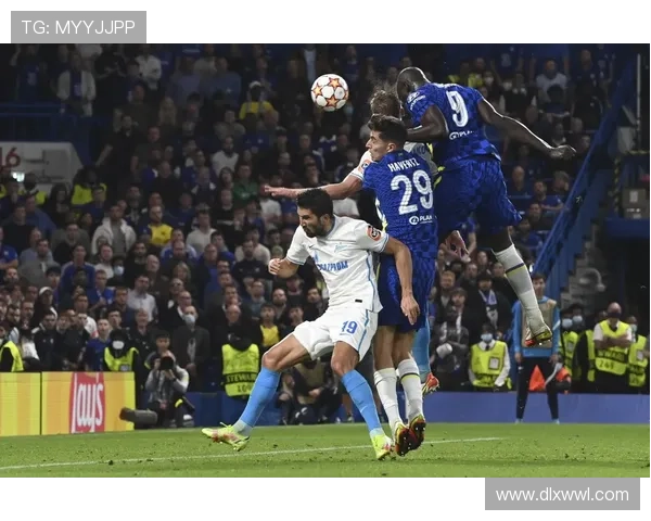 最新德乙联赛比分赛程全面汇总掌握球队动态与积分变化 最新德乙联赛比分赛程全面汇总掌握球队动态与积分变化