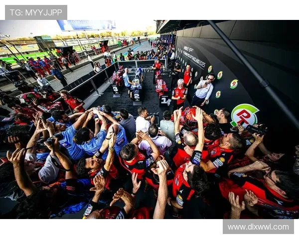 新赛季MotoGP焦点之战揭幕顶尖车手激烈追逐冠军荣耀全场沸