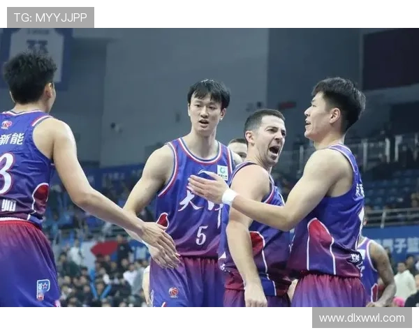 中国男篮再创辉煌 力克强敌晋级世界杯八强展现雄厚实力