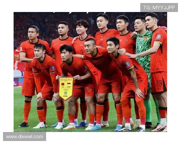 国足世预赛迎关键一战主帅调整阵容力争出线前景备受全国球迷关注 国足世预赛迎关键一战主帅调整阵容力争出线前景备受全国球迷关注